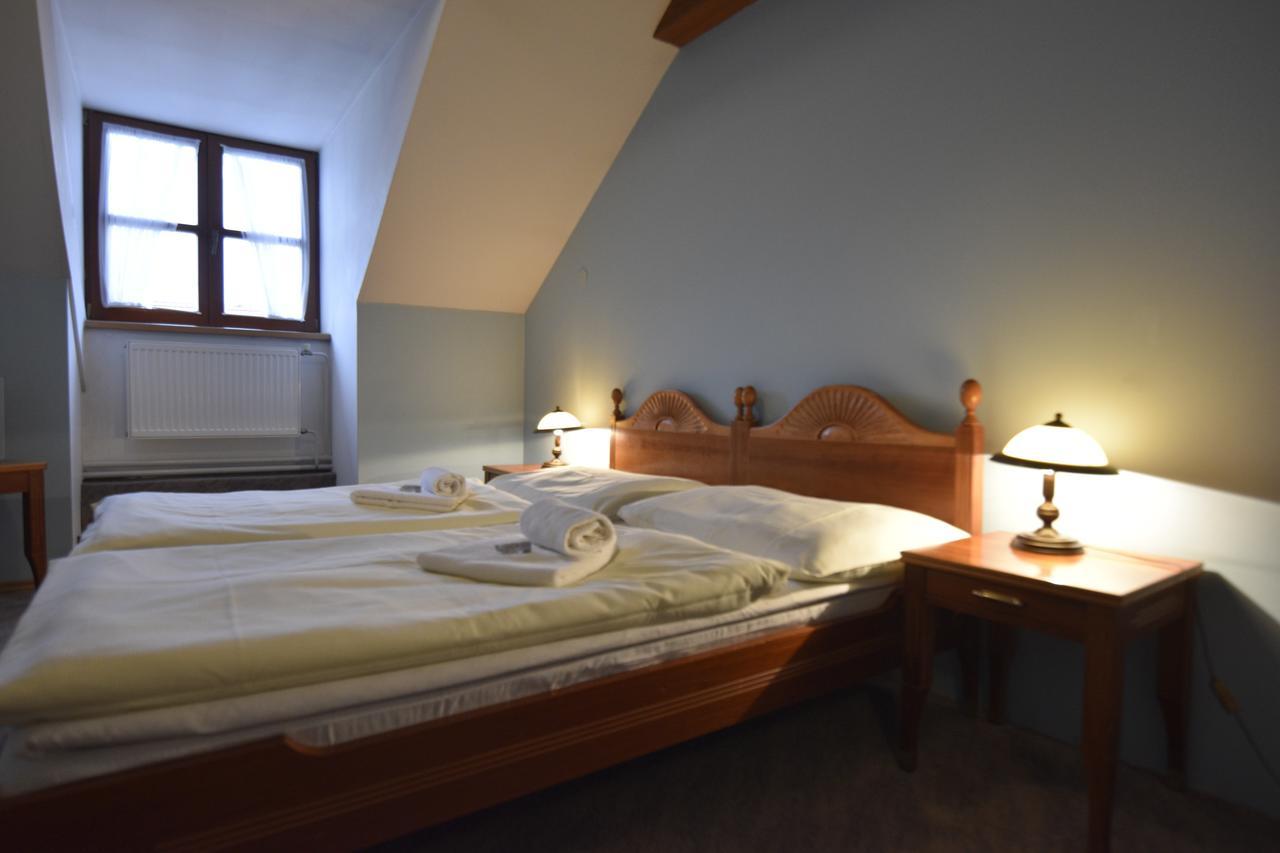 Hotel Napoleon Austerlitz Kültér fotó