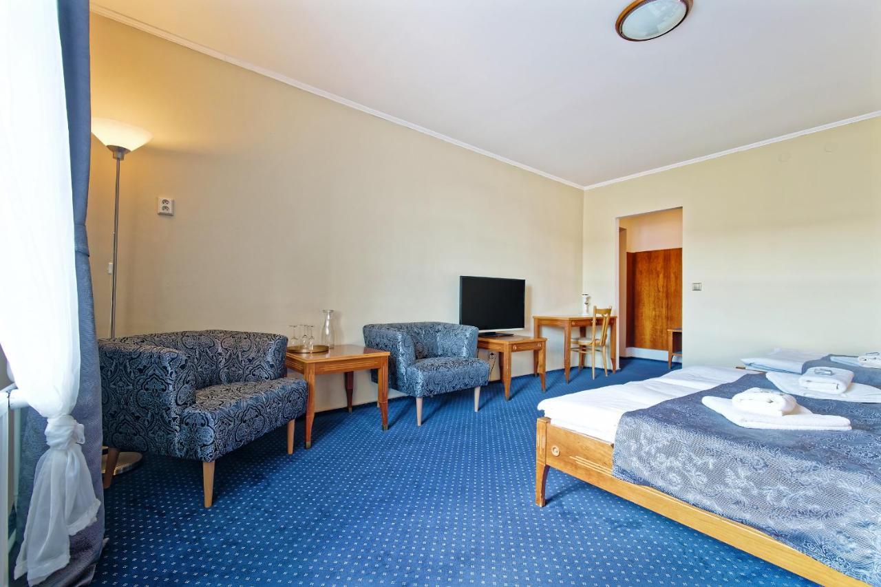 Hotel Napoleon Austerlitz Kültér fotó