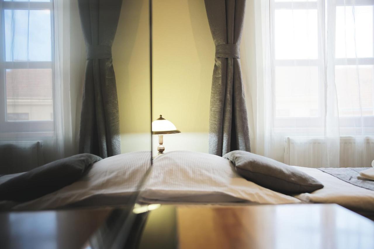Hotel Napoleon Austerlitz Kültér fotó