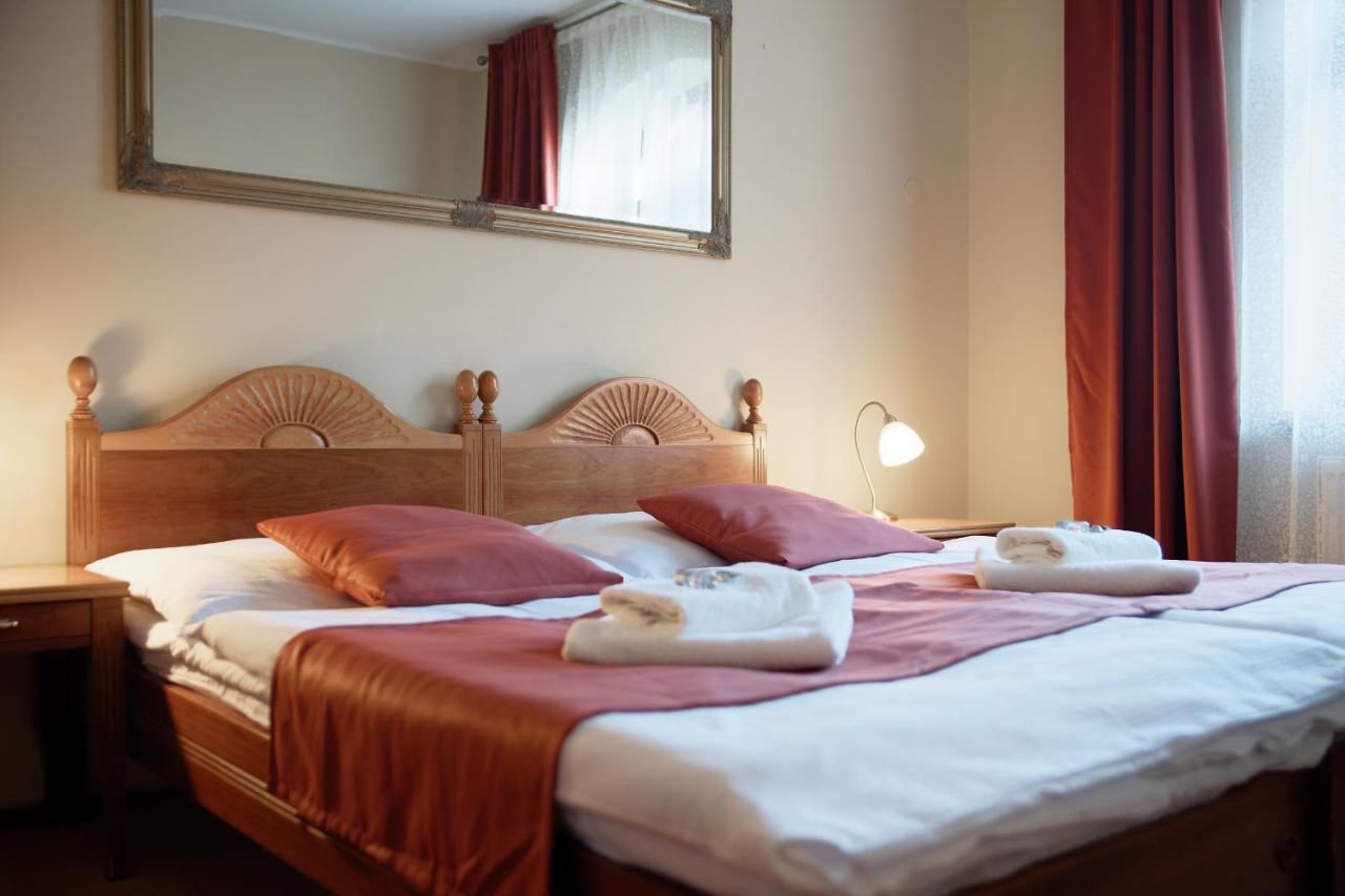 Hotel Napoleon Austerlitz Kültér fotó
