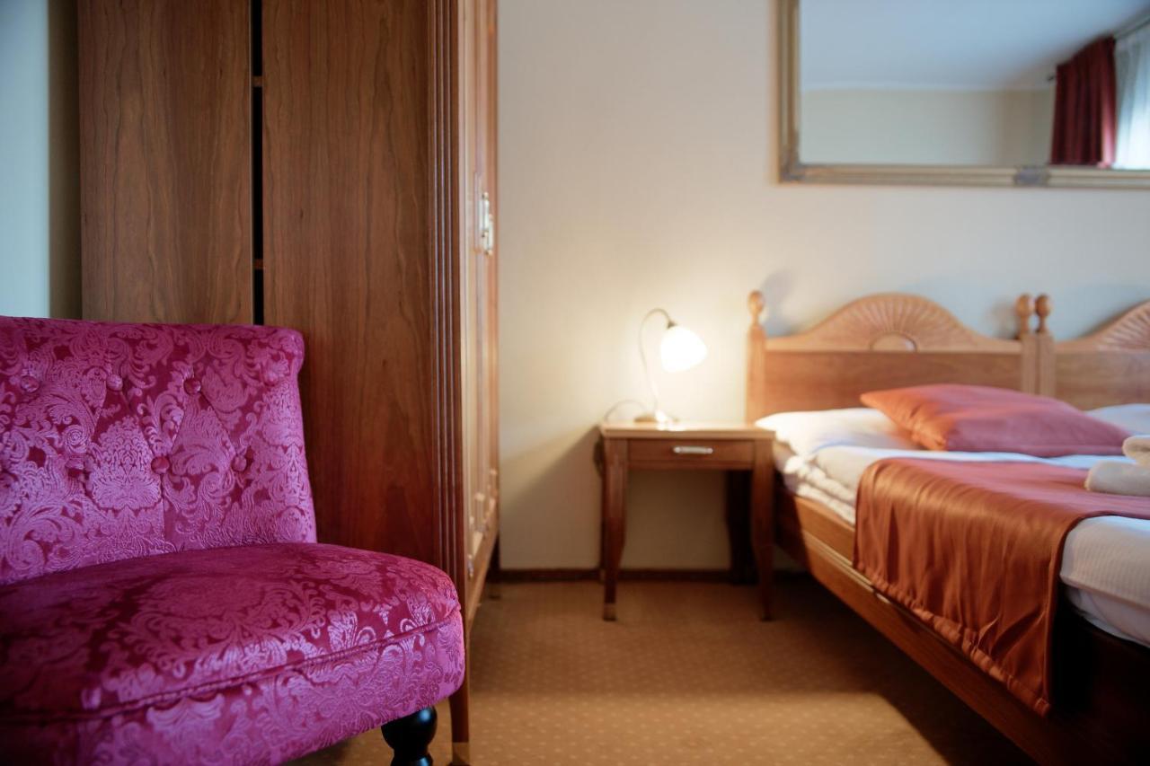 Hotel Napoleon Austerlitz Kültér fotó
