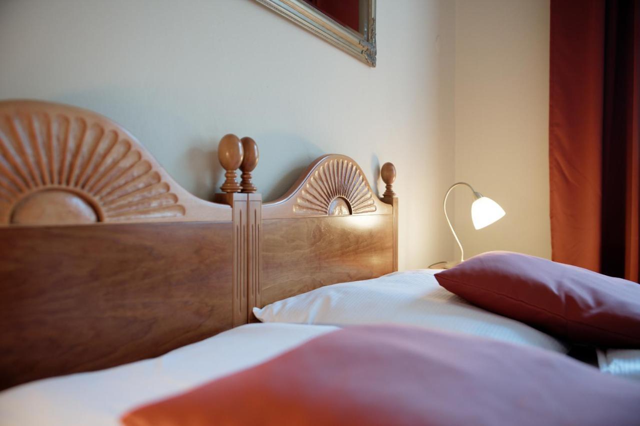Hotel Napoleon Austerlitz Kültér fotó