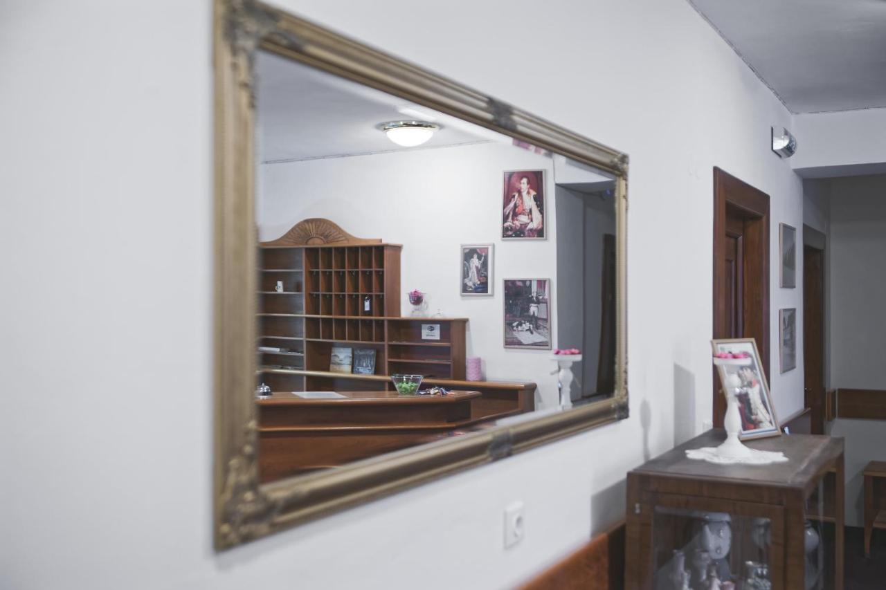 Hotel Napoleon Austerlitz Kültér fotó